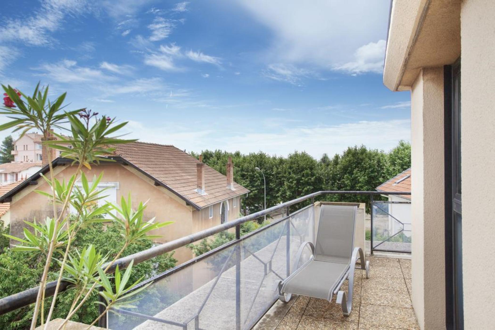 Appart Hotel Odalys City Aix En Provence Les Floridianes Aix-en-Provence Eksteriør bilde